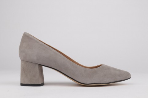 Zapatos tacón bajo ante gris EVA