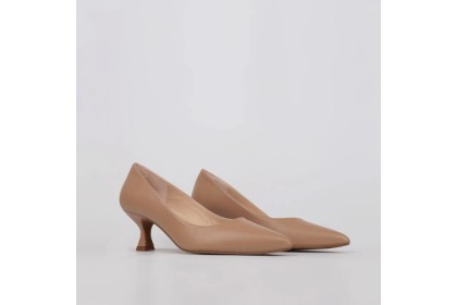 Stilettos tacón bajo piel color beige NADIA - LUISA TOLEDO