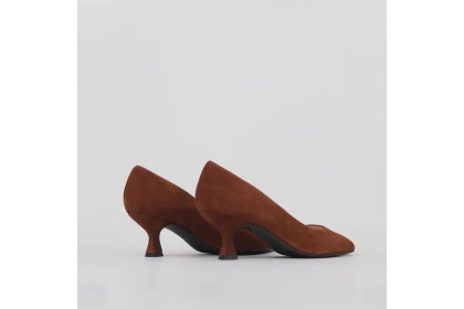 Brown low heel shoes NADIA - Luisa Toledo comfortable stilettos