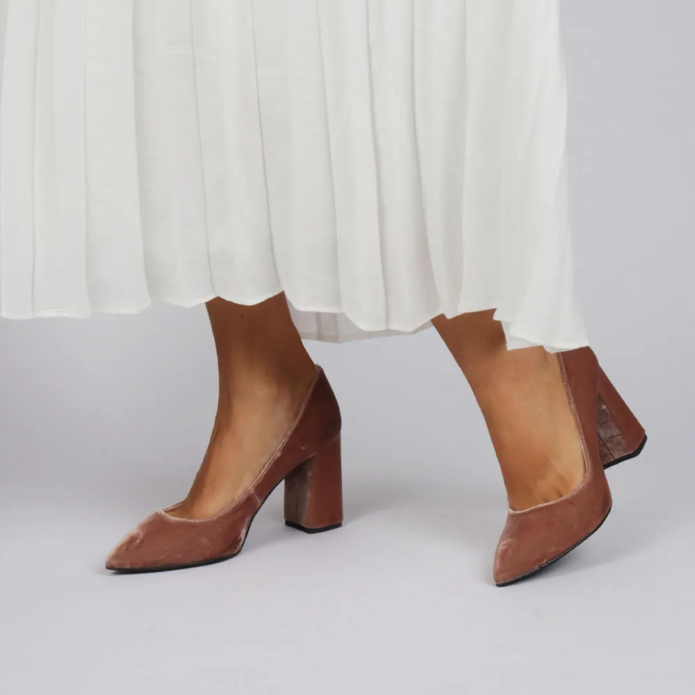 Zapato terciopelo rosa – Stilettos cómodos - Zapatos terciopelo
