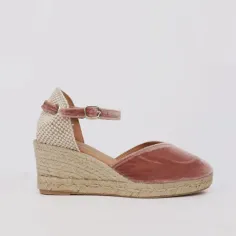 Women's espadrilles in make-up color - Comfortable wedges