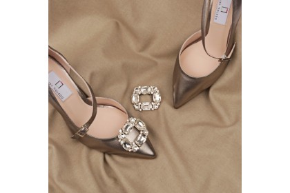 Removable jewel charms for shoe | Jewel brooches Luisa Toledo