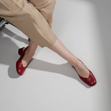 Zapato destalonado burdeos tacón bajo MIRANDA  | Luisa Toledo