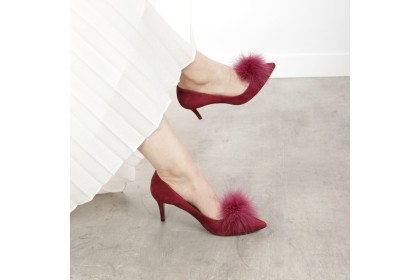 Removable pompom clip for shoes PLUMA garnet | Luisa Toledo