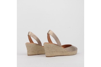 Alpargatas doradas estilo Menorca LEIRE ✓ LUISA TOLEDO