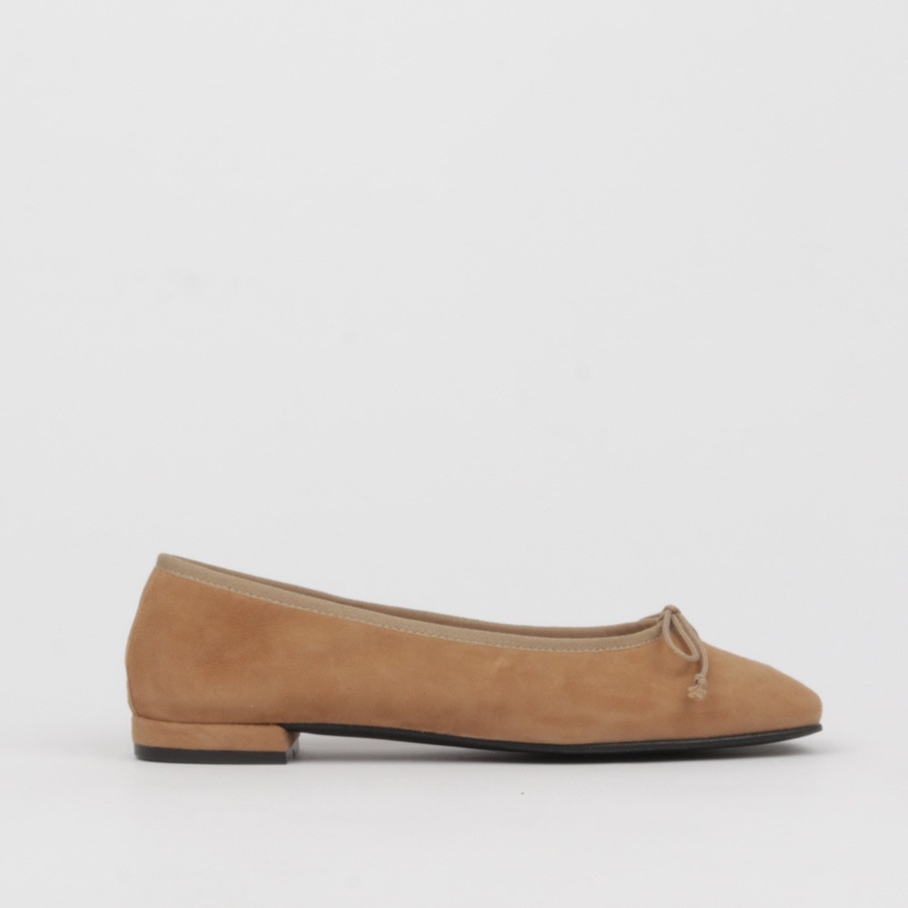 Bailarinas mujer ante camel CLOE detalle punta semi-cuadrada