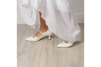 White-off bridal shoes double bracelet detail NURIA ✓ Luisa Toledo