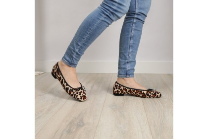 Bailarinas leopardo animal print CLOE detalle puntera cuadrada
