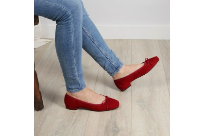 Bailarinas rojas de mujer CLOE detalle punta semi-cuadrada